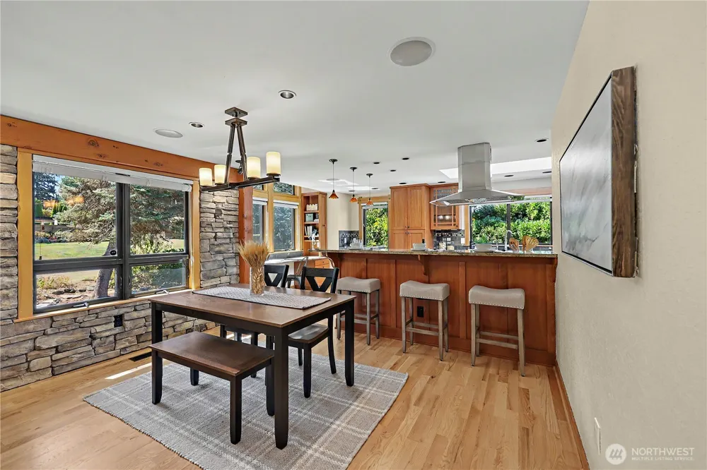 20106 Marine View Drive SW Normandy Park, WA 98166
