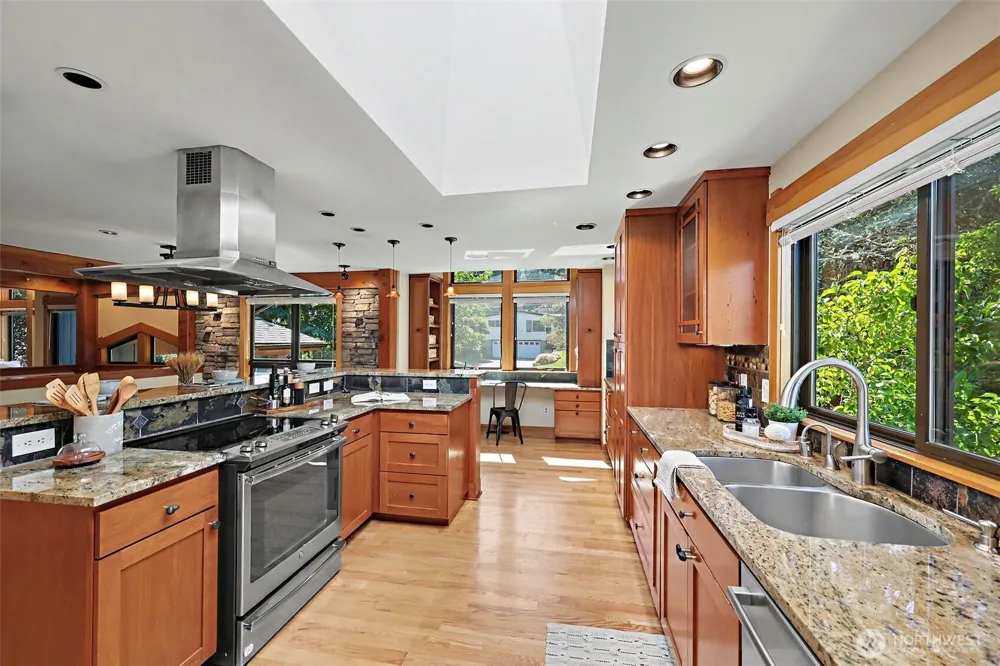 20106 Marine View Drive SW Normandy Park, WA 98166