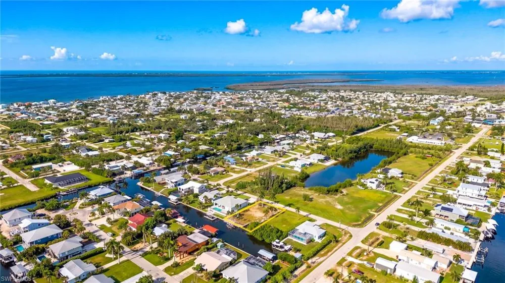 2744 Mangrove Street St. James City, FL 33956