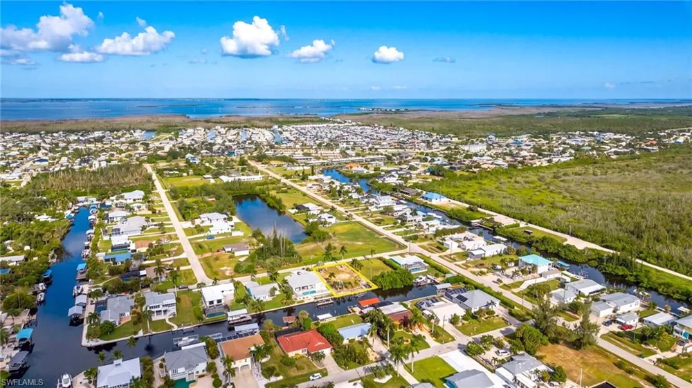 2744 Mangrove Street St. James City, FL 33956