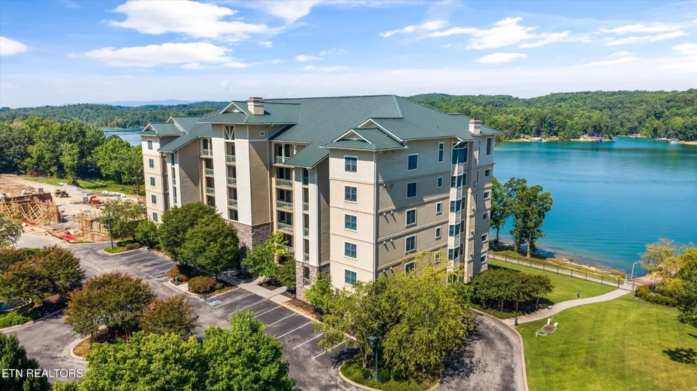 615 Waterside Circle Andersonville, TN 37705