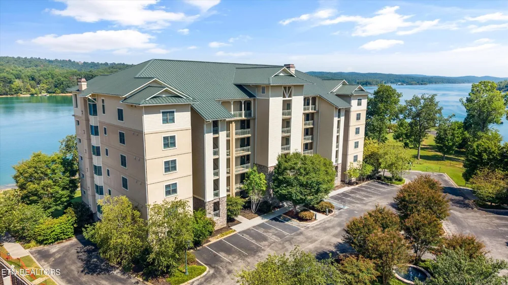 615 Waterside Circle Andersonville, TN 37705