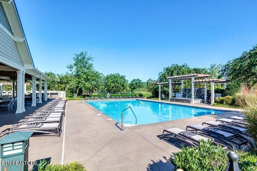 615 Waterside Circle Andersonville, TN 37705