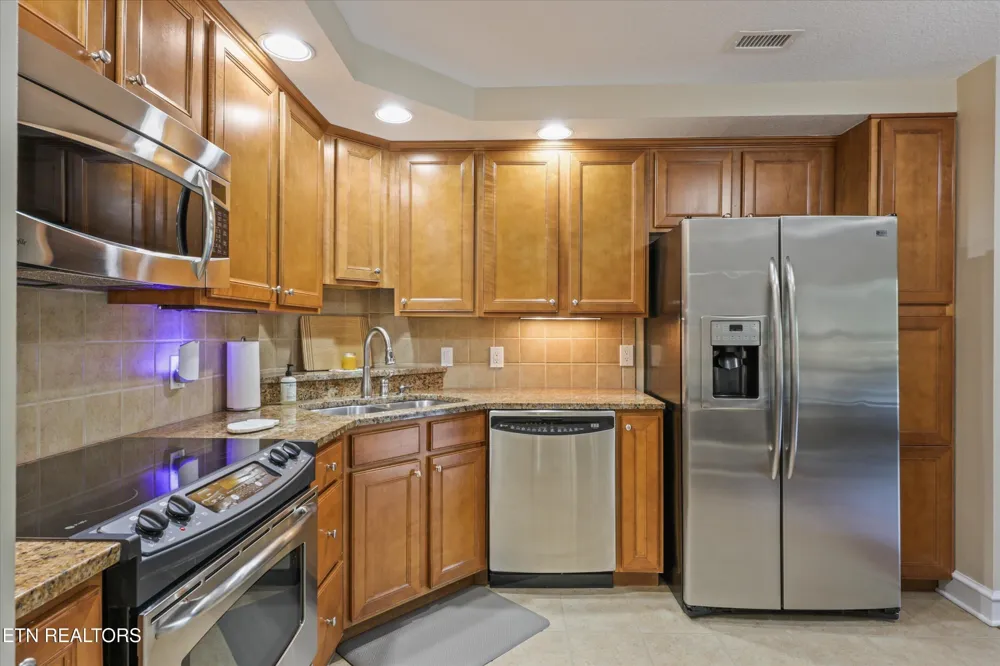 615 Waterside Circle Andersonville, TN 37705