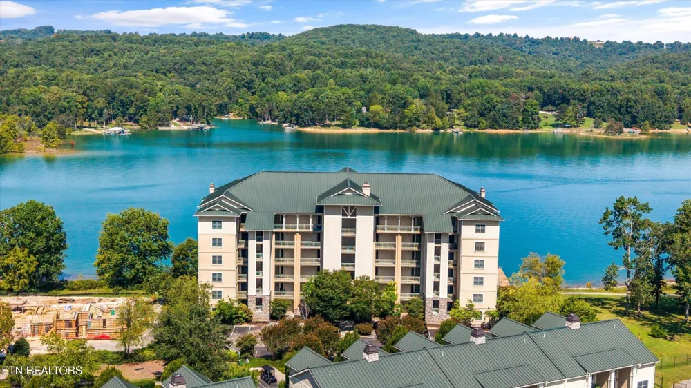 615 Waterside Circle Andersonville, TN 37705