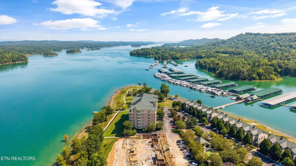 615 Waterside Circle Andersonville, TN 37705