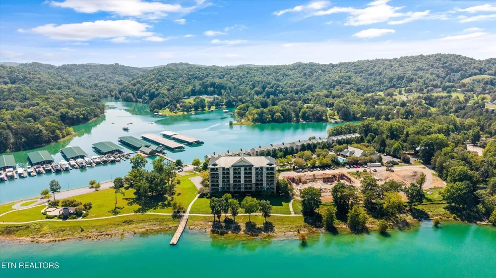 615 Waterside Circle Andersonville, TN 37705