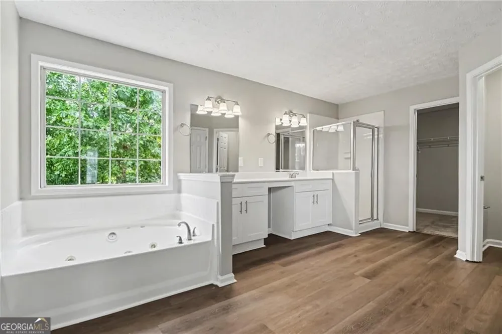 305 Saddle Bridge DR Alpharetta, GA 30022