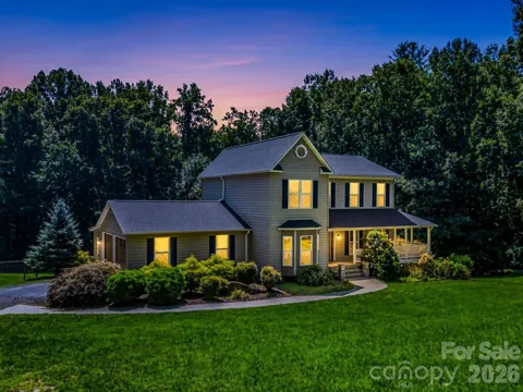 69 Ivy Lane