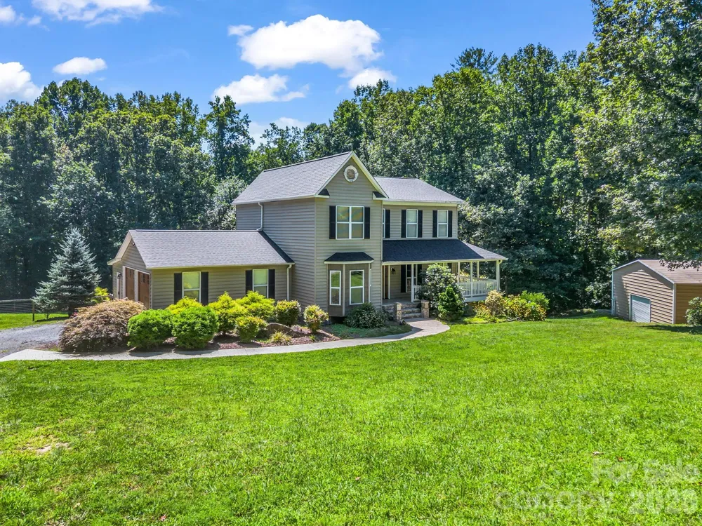 69 Ivy Lane Fletcher, NC 28732