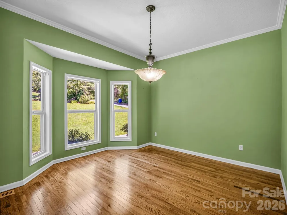 69 Ivy Lane Fletcher, NC 28732