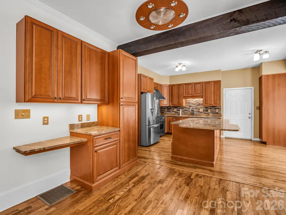 69 Ivy Lane Fletcher, NC 28732