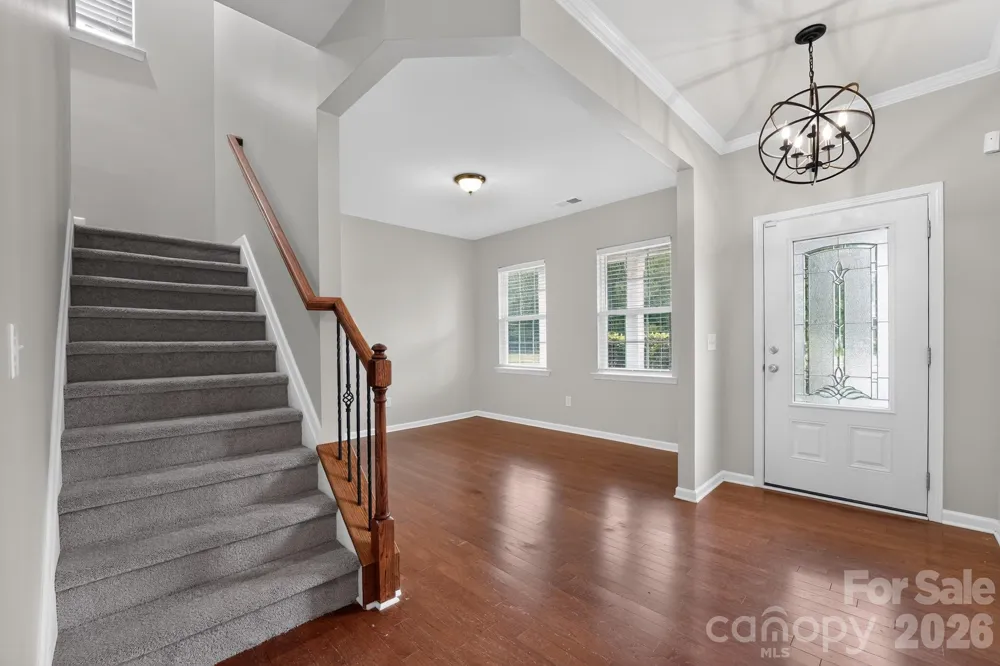 8224 Kelburn Lane Charlotte, NC 28273