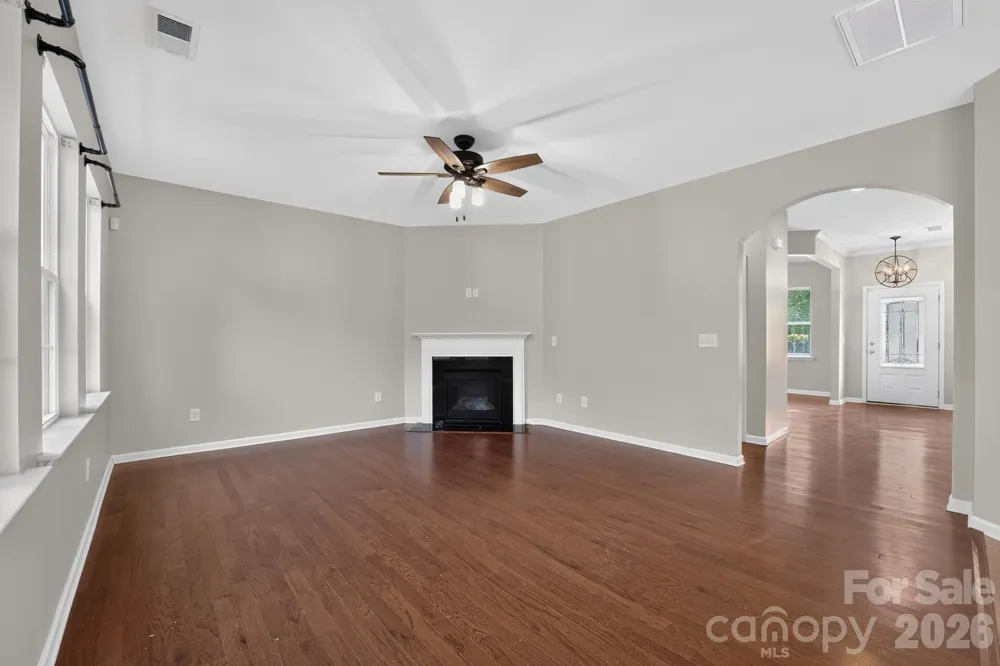 8224 Kelburn Lane Charlotte, NC 28273