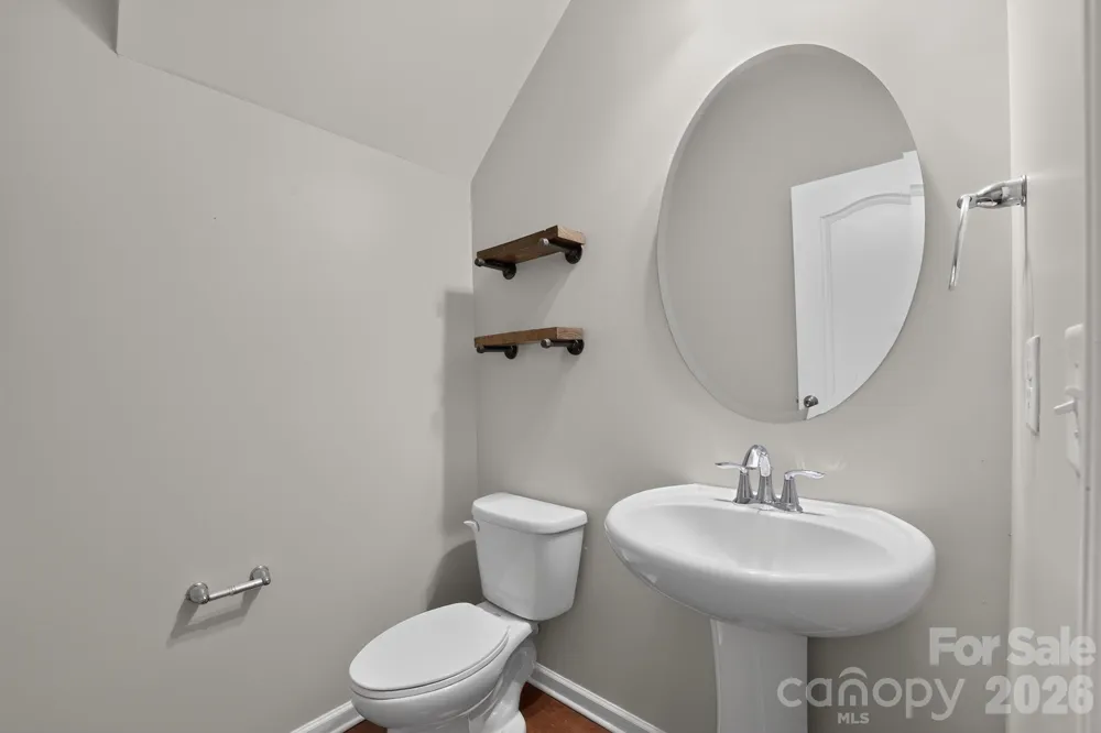 8224 Kelburn Lane Charlotte, NC 28273