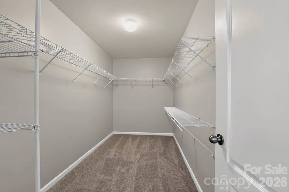 8224 Kelburn Lane Charlotte, NC 28273