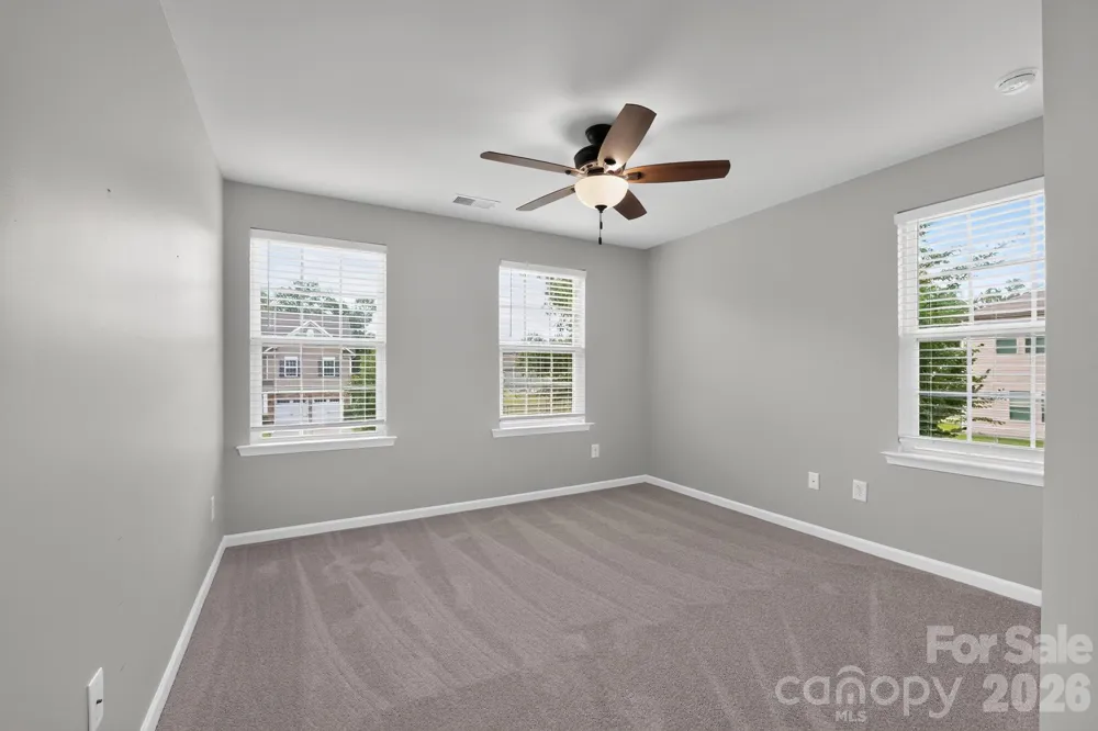 8224 Kelburn Lane Charlotte, NC 28273