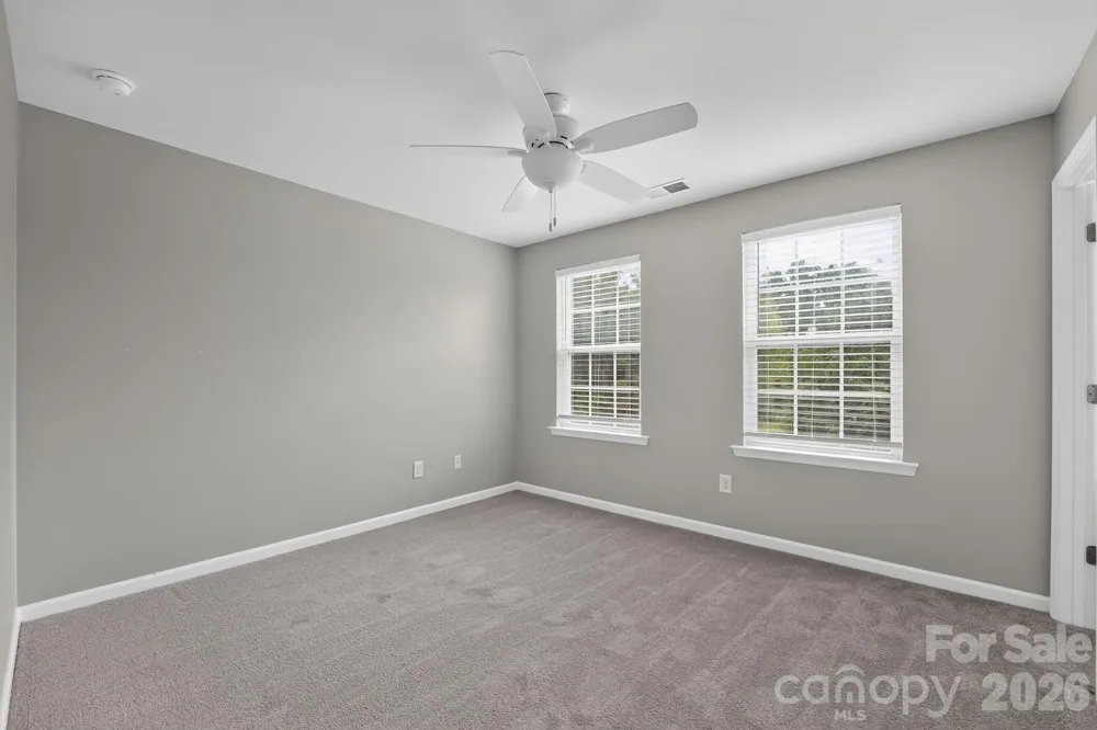 8224 Kelburn Lane Charlotte, NC 28273