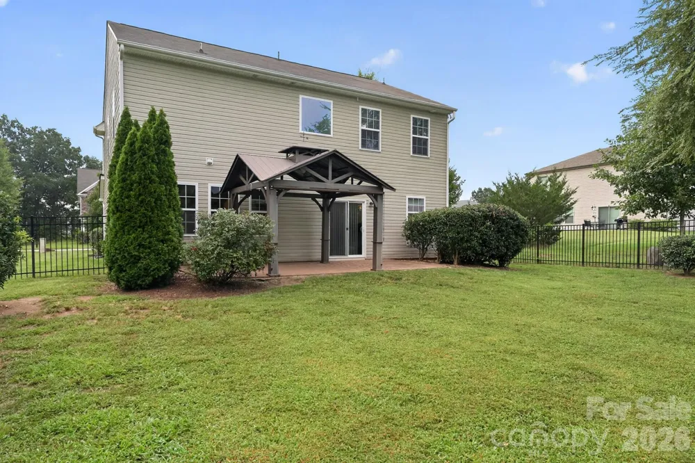 8224 Kelburn Lane Charlotte, NC 28273