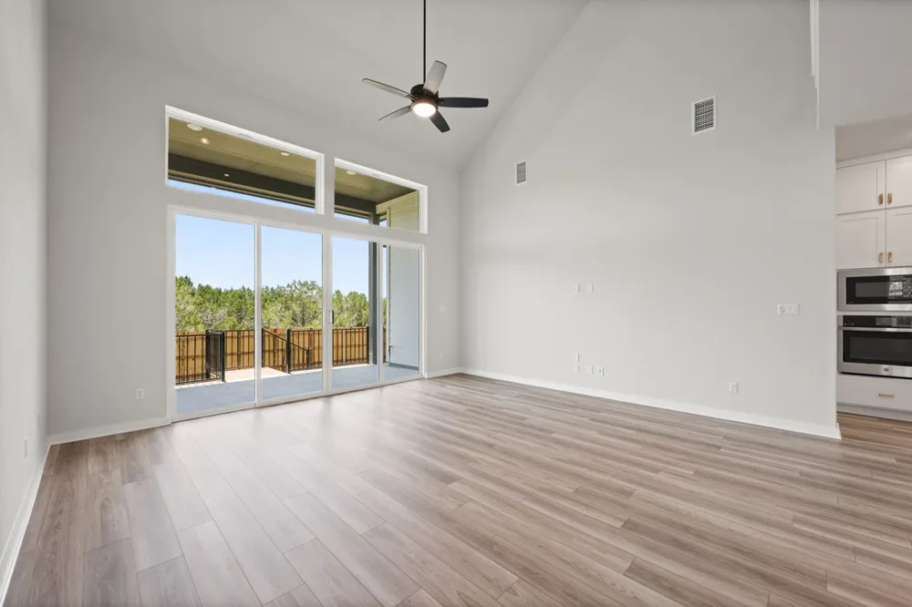 211 Craigends Yew Lane Dripping Springs, TX 78620