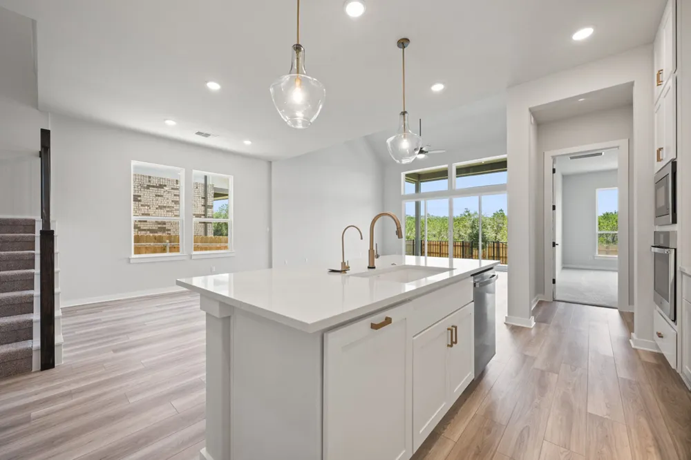 211 Craigends Yew Lane Dripping Springs, TX 78620
