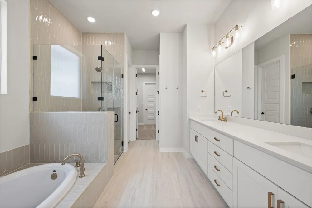 211 Craigends Yew Lane Dripping Springs, TX 78620
