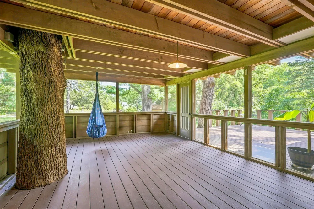 39277 Hemingway Avenue North Branch, MN 55056