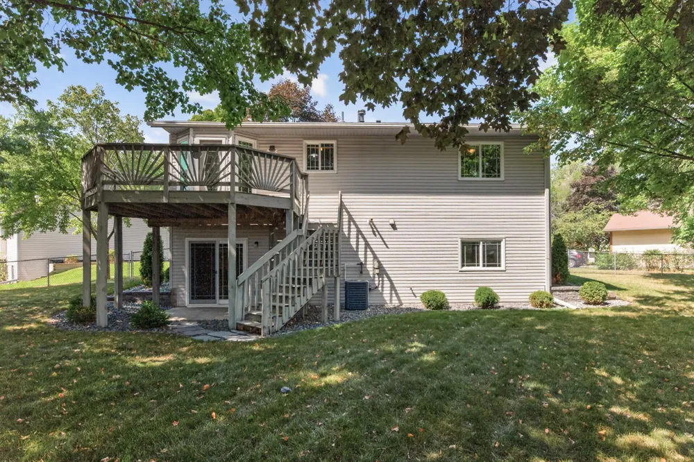 2878 117th Lane NW Coon Rapids, MN 55433