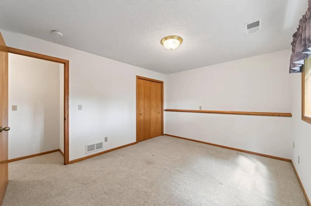 2878 117th Lane NW Coon Rapids, MN 55433