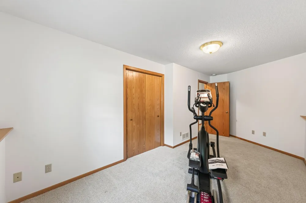 2878 117th Lane NW Coon Rapids, MN 55433