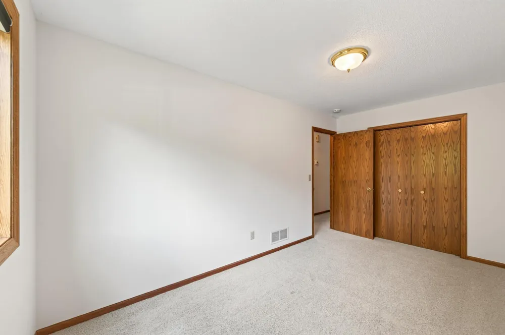 2878 117th Lane NW Coon Rapids, MN 55433