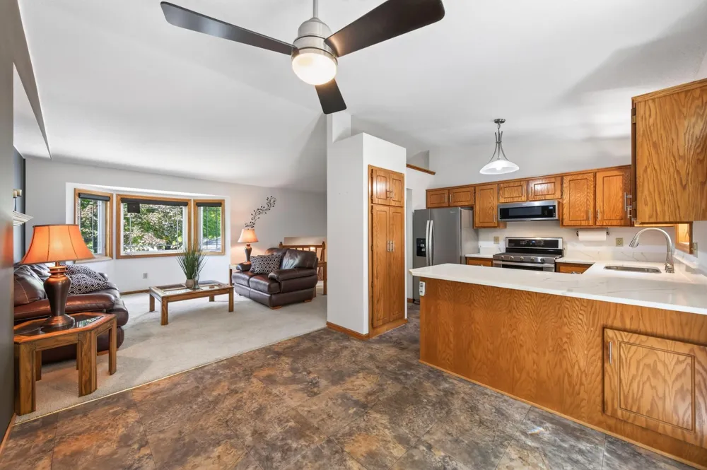 2878 117th Lane NW Coon Rapids, MN 55433