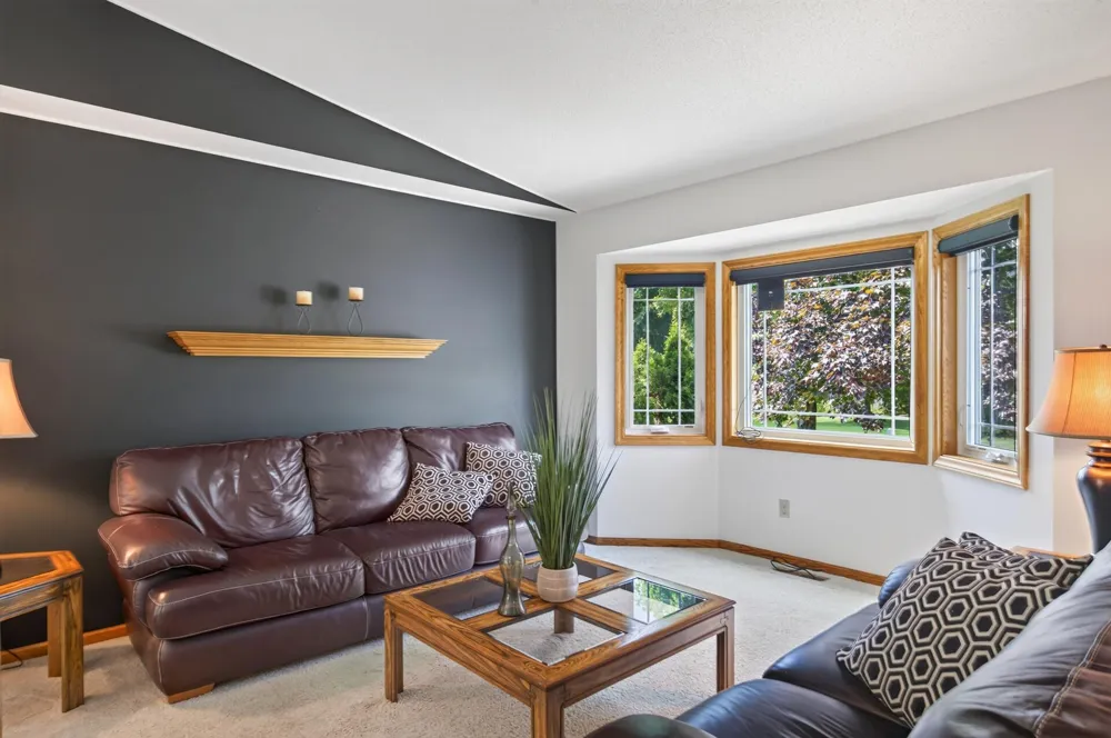 2878 117th Lane NW Coon Rapids, MN 55433