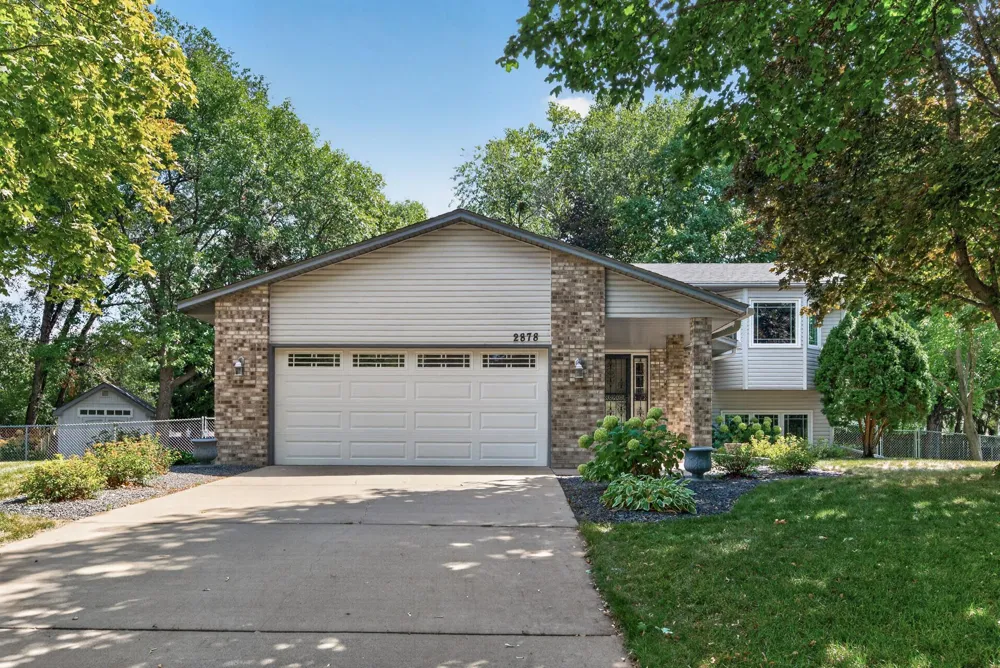 2878 117th Lane NW Coon Rapids, MN 55433