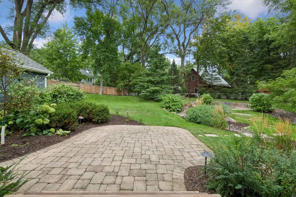 6 Edina Court Edina, MN 55424
