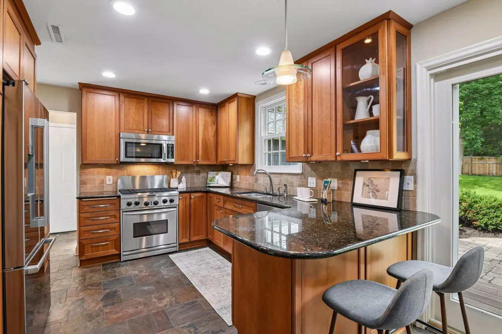 6 Edina Court Edina, MN 55424