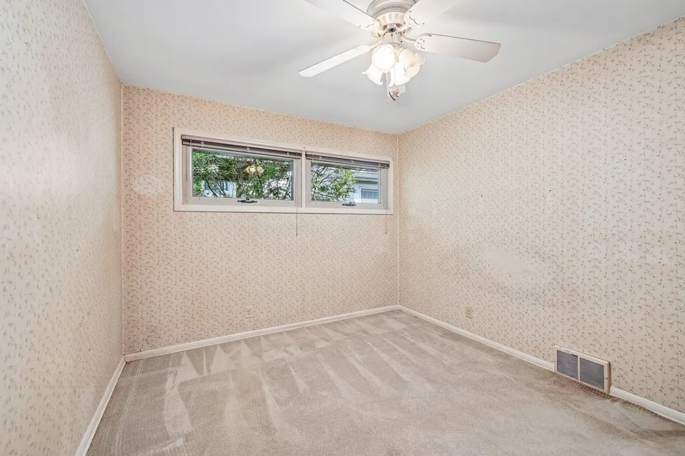 612 Russell Avenue S Minneapolis, MN 55405