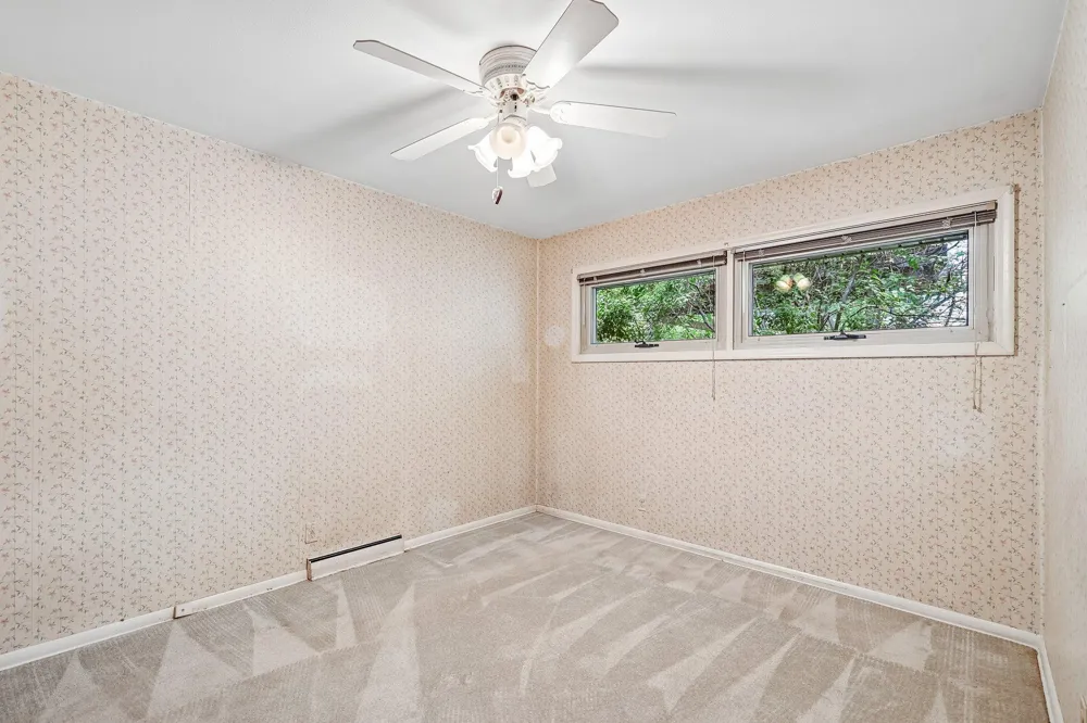 612 Russell Avenue S Minneapolis, MN 55405
