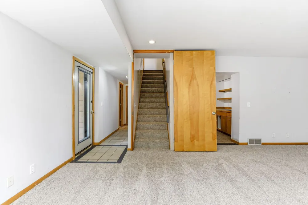 760 1st Avenue NW New Brighton, MN 55112