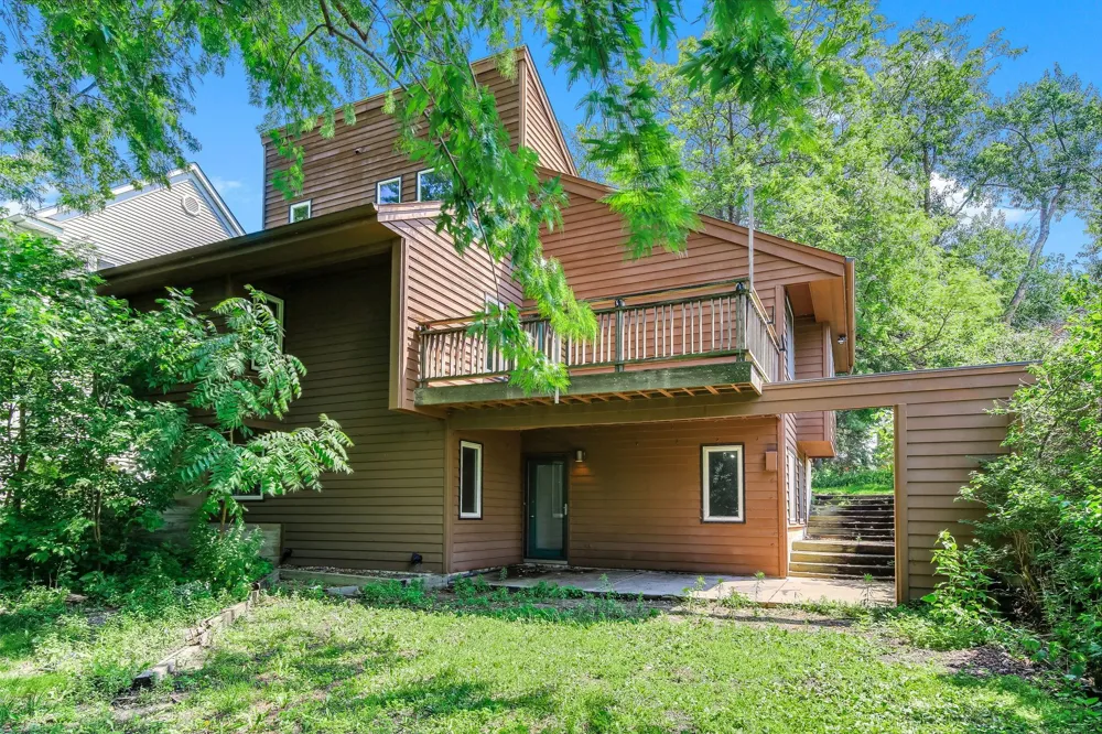 760 1st Avenue NW New Brighton, MN 55112