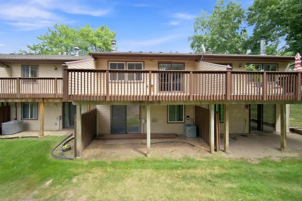 148 River Woods Lane Burnsville, MN 55337