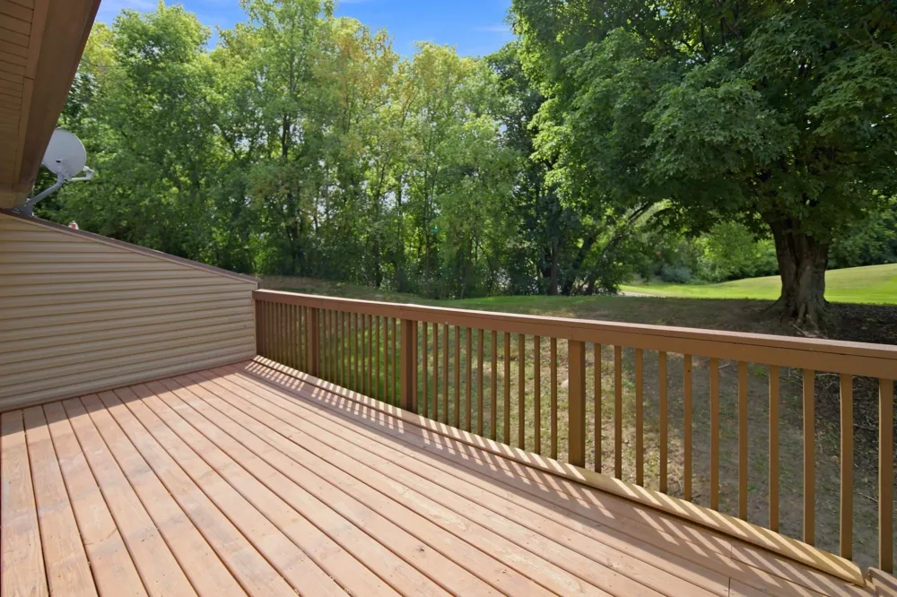 148 River Woods Lane Burnsville, MN 55337