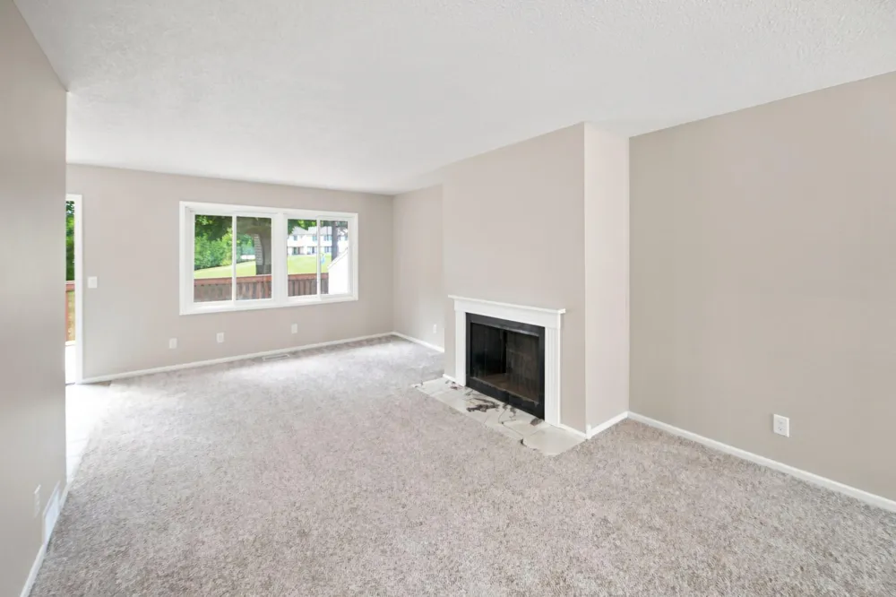 148 River Woods Lane Burnsville, MN 55337