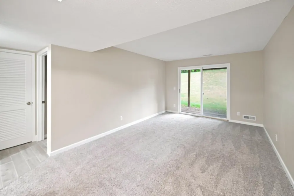 148 River Woods Lane Burnsville, MN 55337