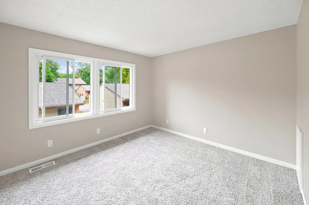 148 River Woods Lane Burnsville, MN 55337
