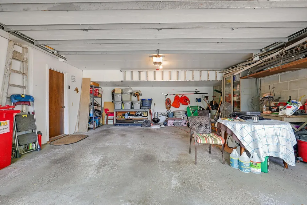 9702 Utica Road Bloomington, MN 55437