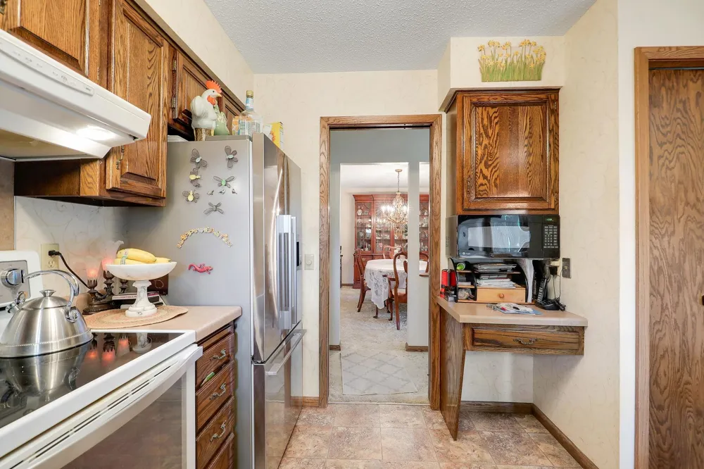 9702 Utica Road Bloomington, MN 55437