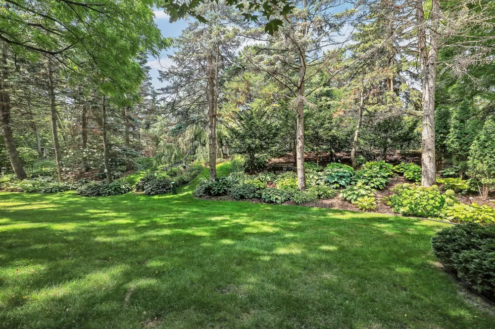 9700 Utica Road Bloomington, MN 55437