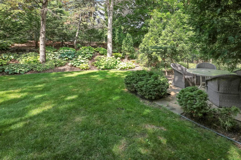 9700 Utica Road Bloomington, MN 55437