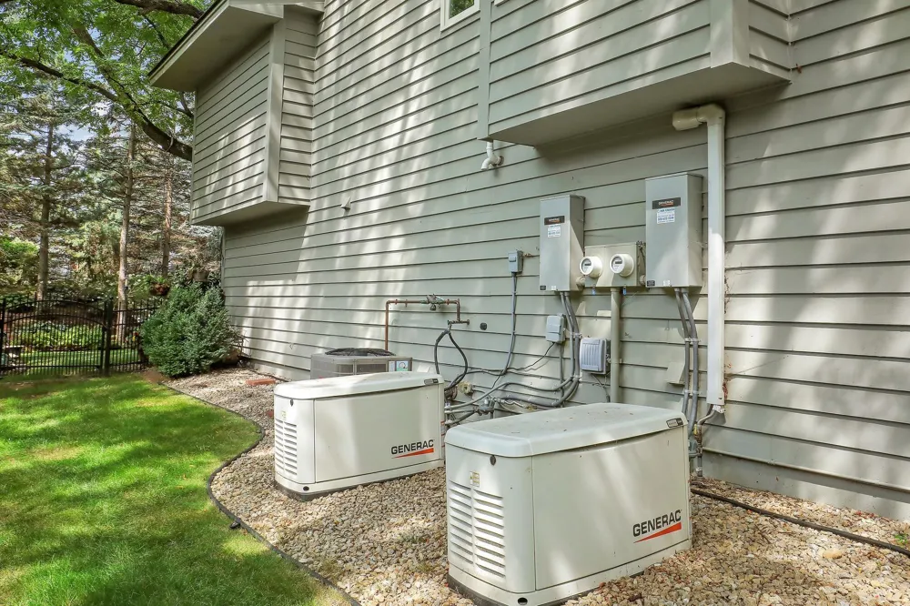 9700 Utica Road Bloomington, MN 55437